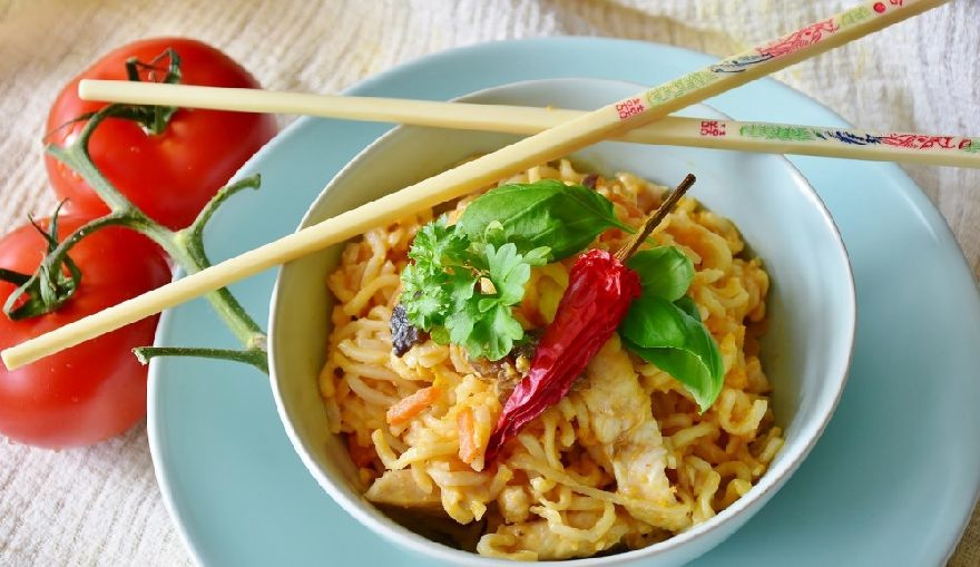 Fried noodles like you get at the Lotus Bistro China-Thai Food restaurant in Hamm.